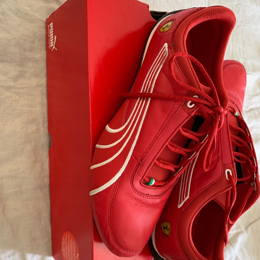 Puma Ferrari mens size 11
